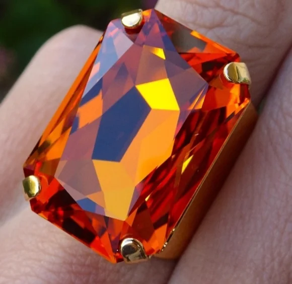 NEW from Swarovski... Rare Dark Orange Ring - Picture 3 of 4